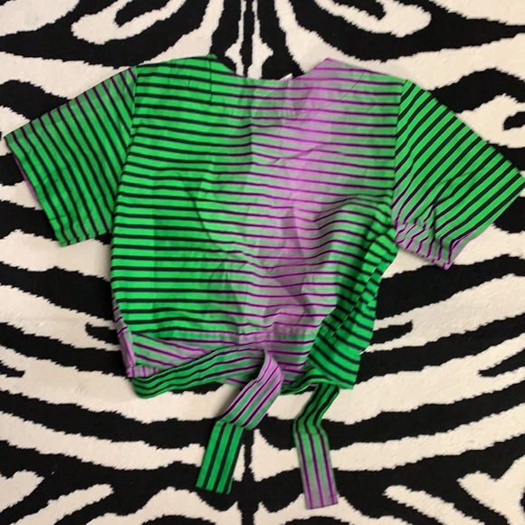 NWT Yevu Clothing Wrap Top - Ice Cream Print Size Small - Picture 4 of 8